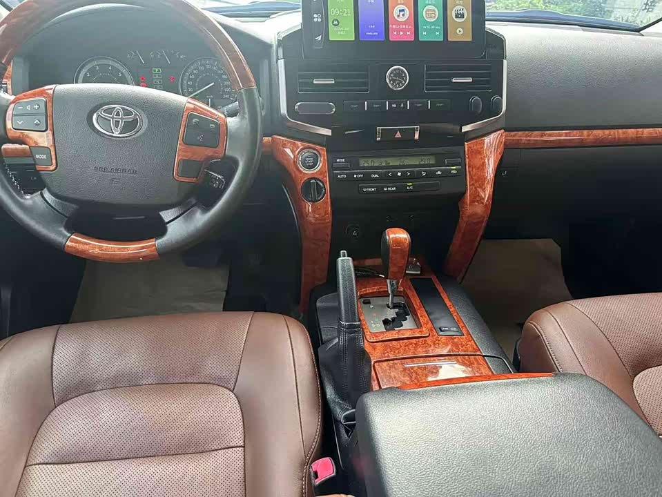 Toyota Land Cruiser Toyota Land Cruiser