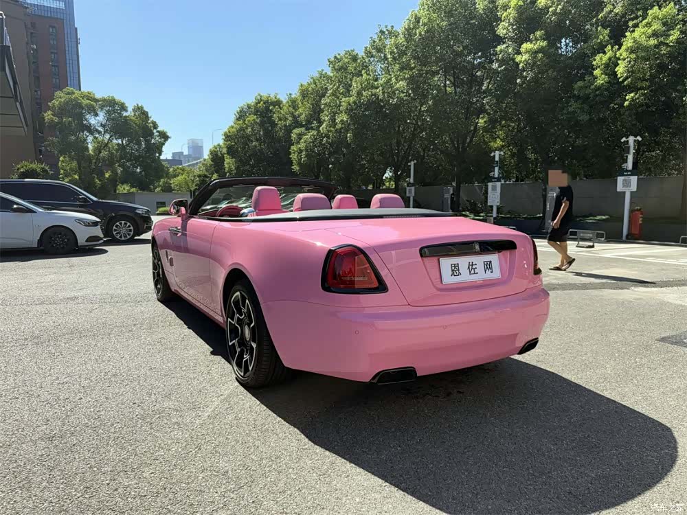 Rolls-Royce Black, 2023 25