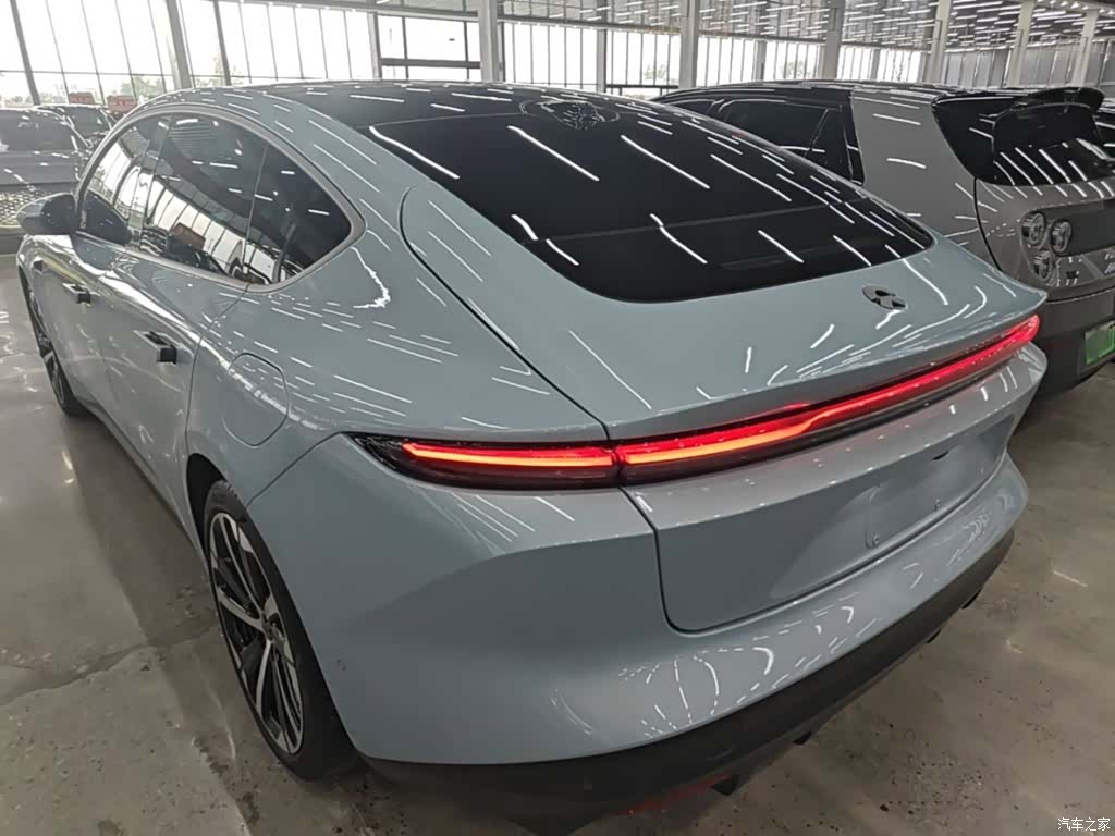 NIO ET5, 2023 все фото