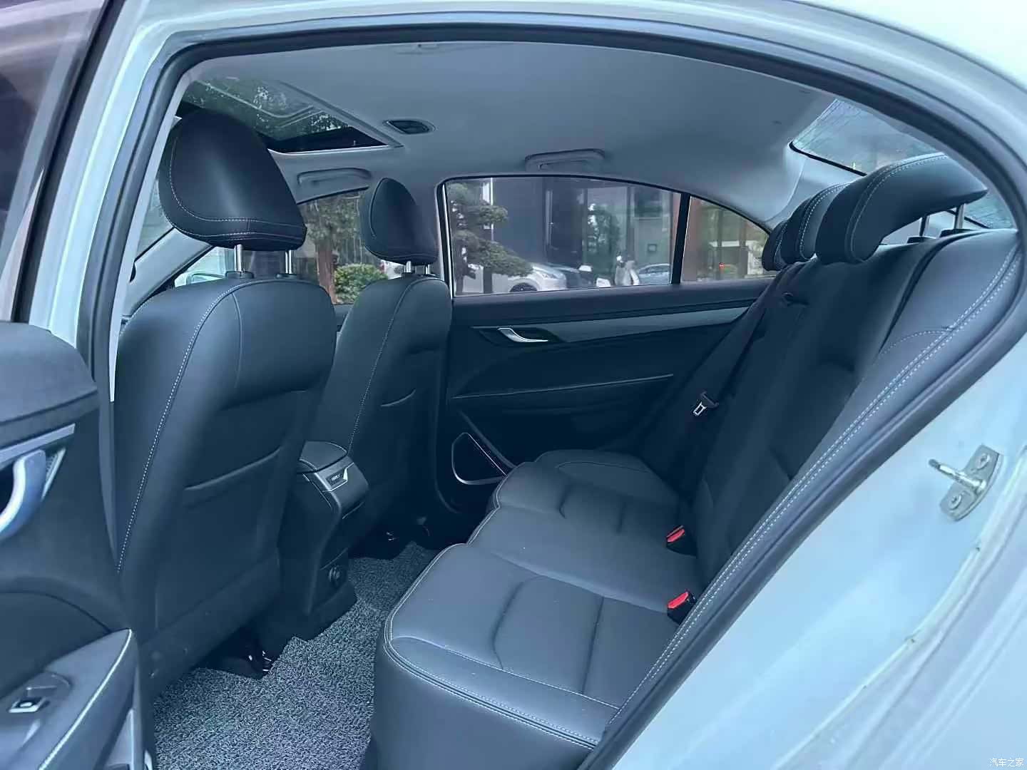 Geely Emgrand, 2021 6