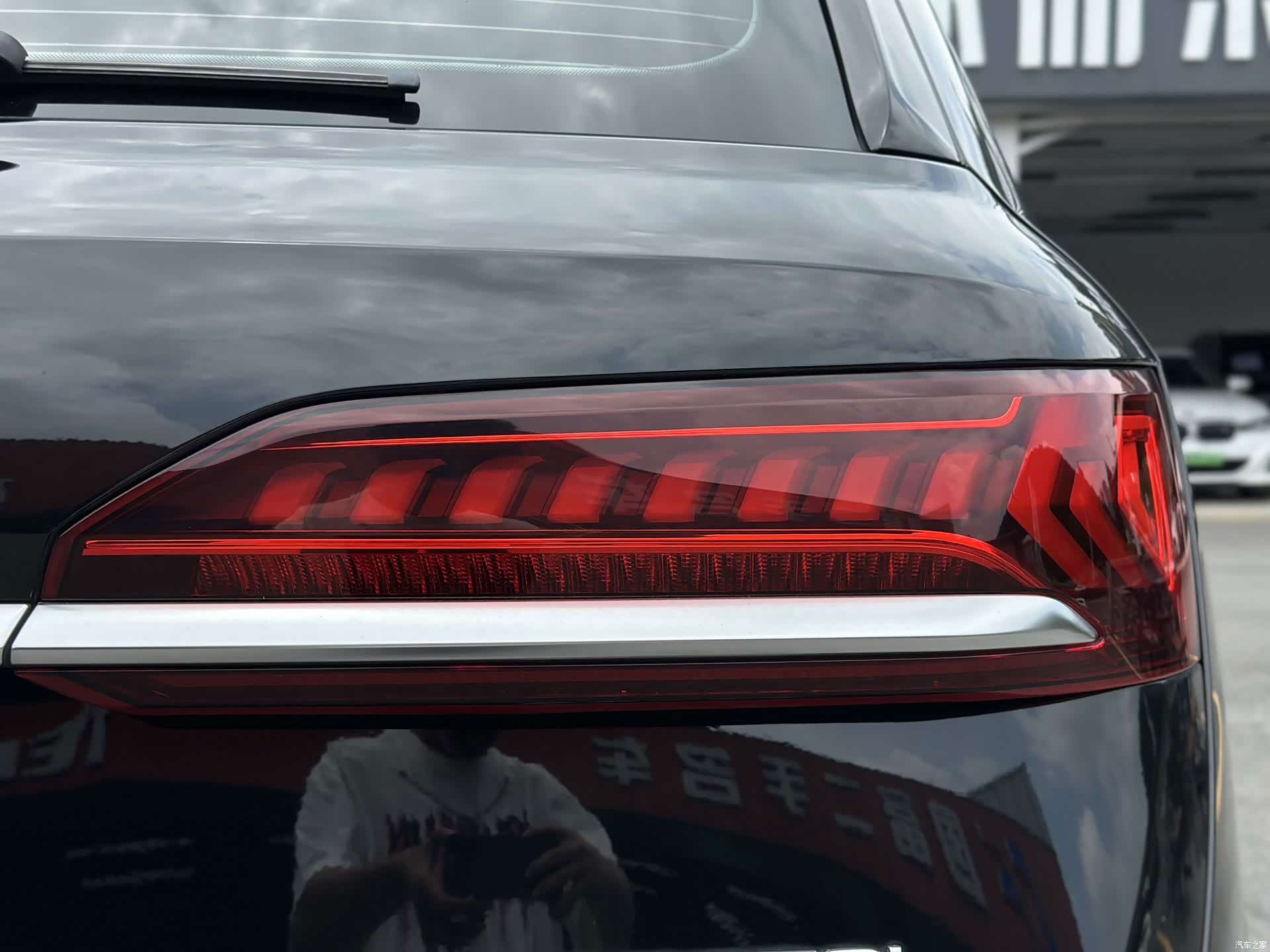 Audi Q7, 2022 все фото