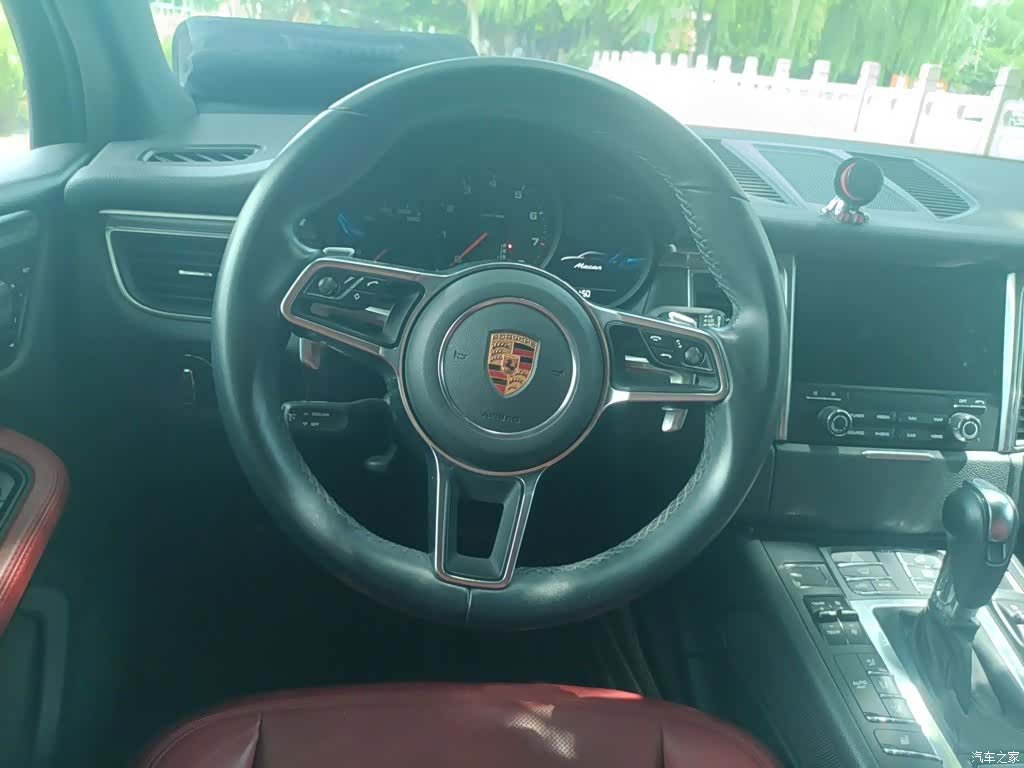 Porsche Macan, 2018 3