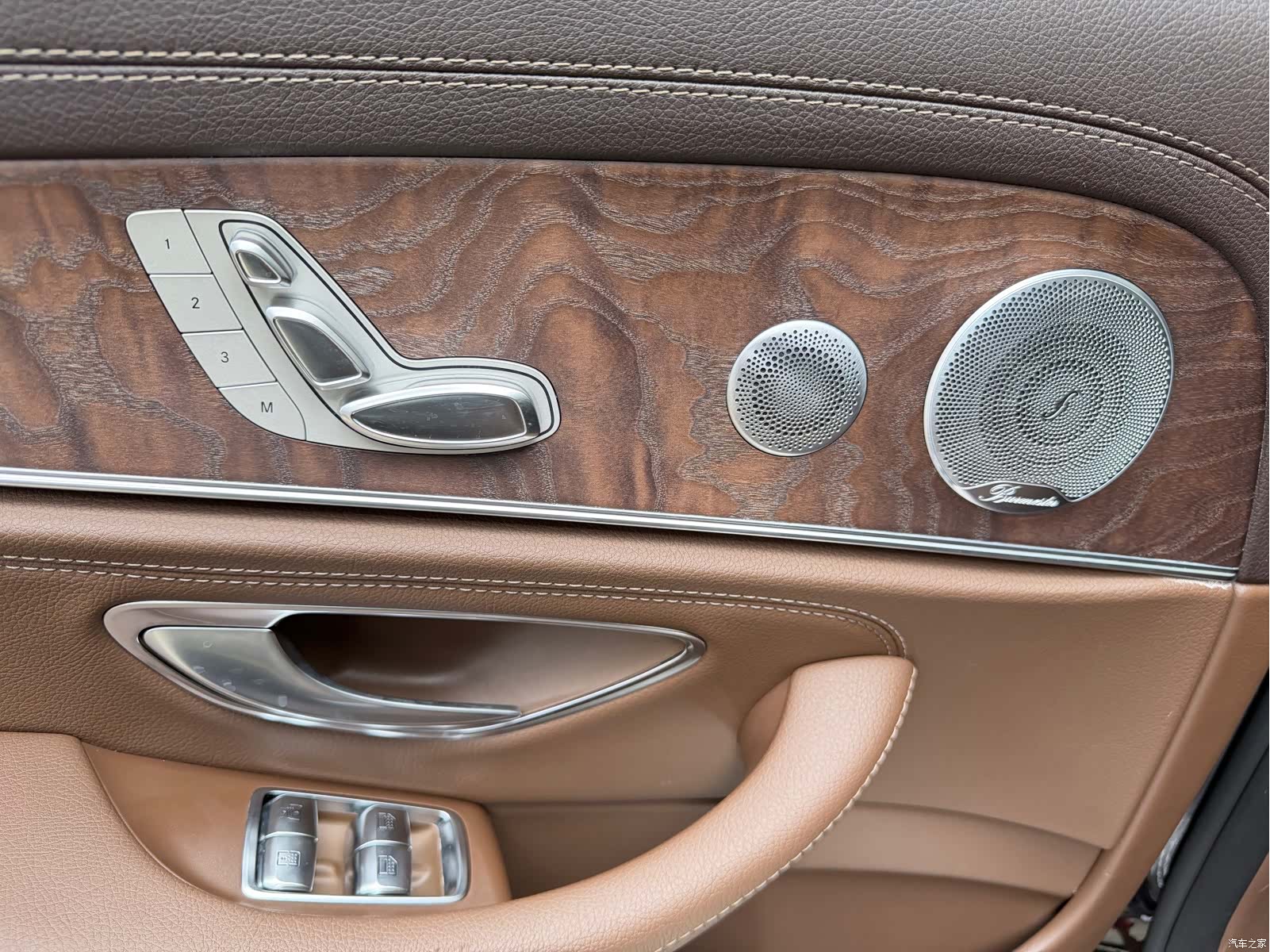 Mercedes-Benz E-Class, 2020 12