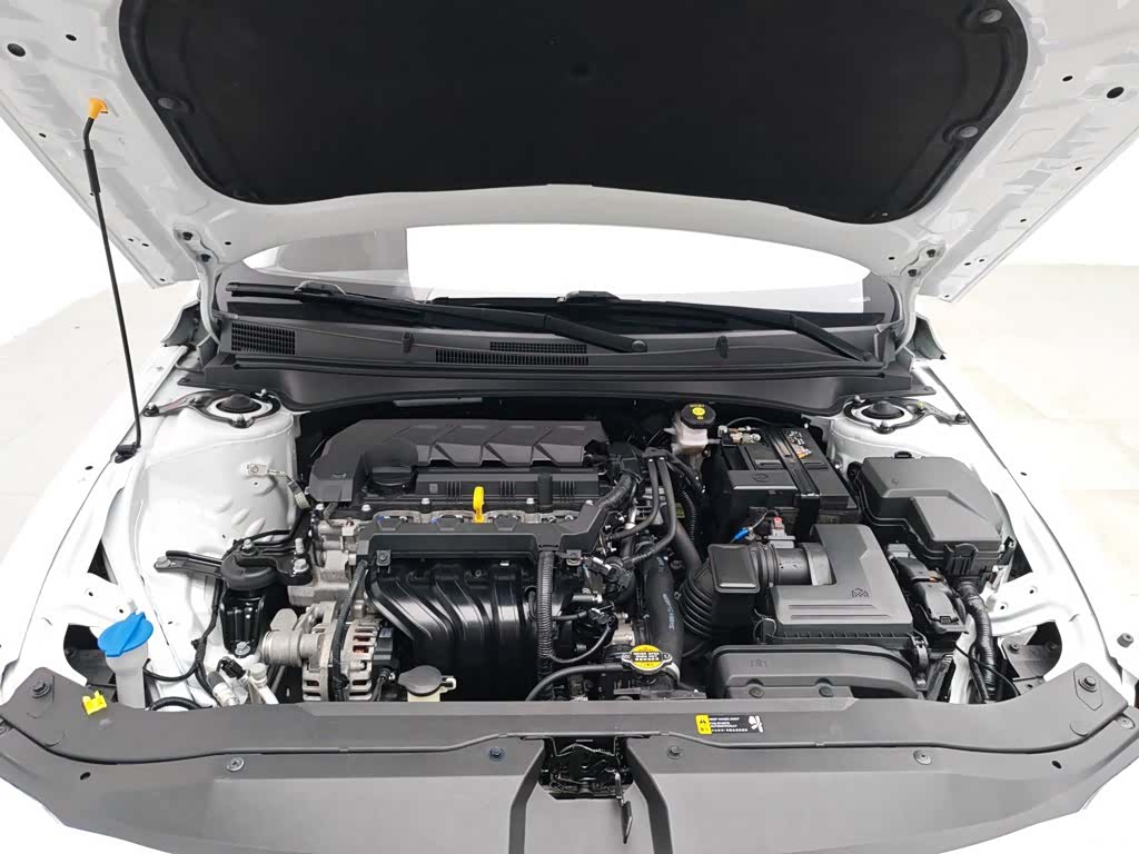 Hyundai Elantra, 2023 6