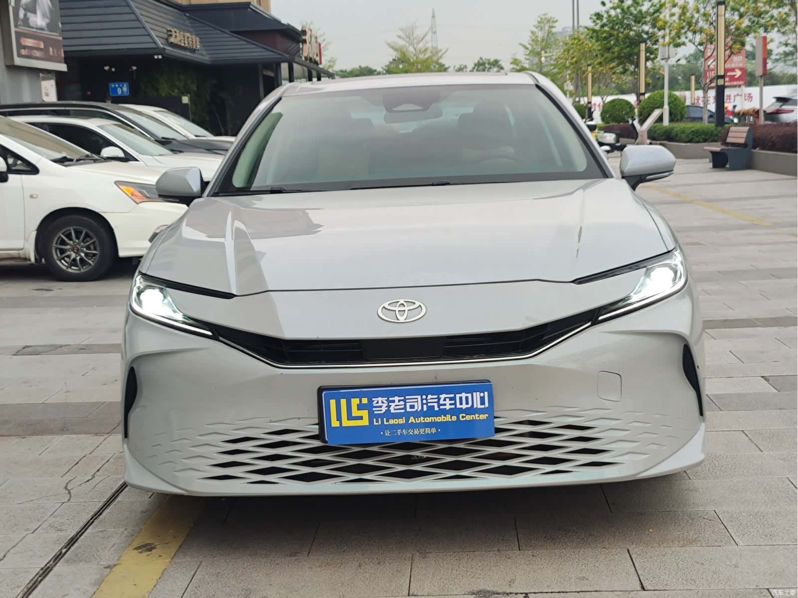 Toyota Camry, 2025 2