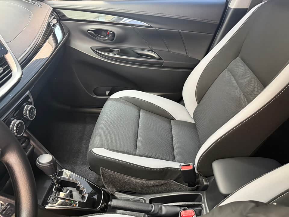 Toyota YARiS L Zhixuan