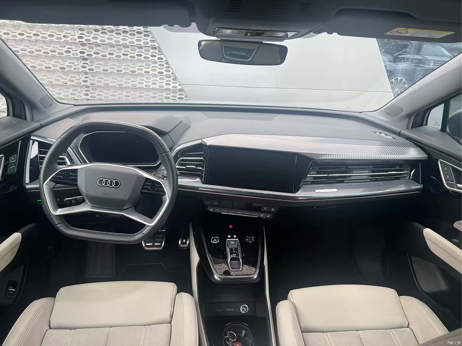 Audi Q4 e-tron, 2023 7