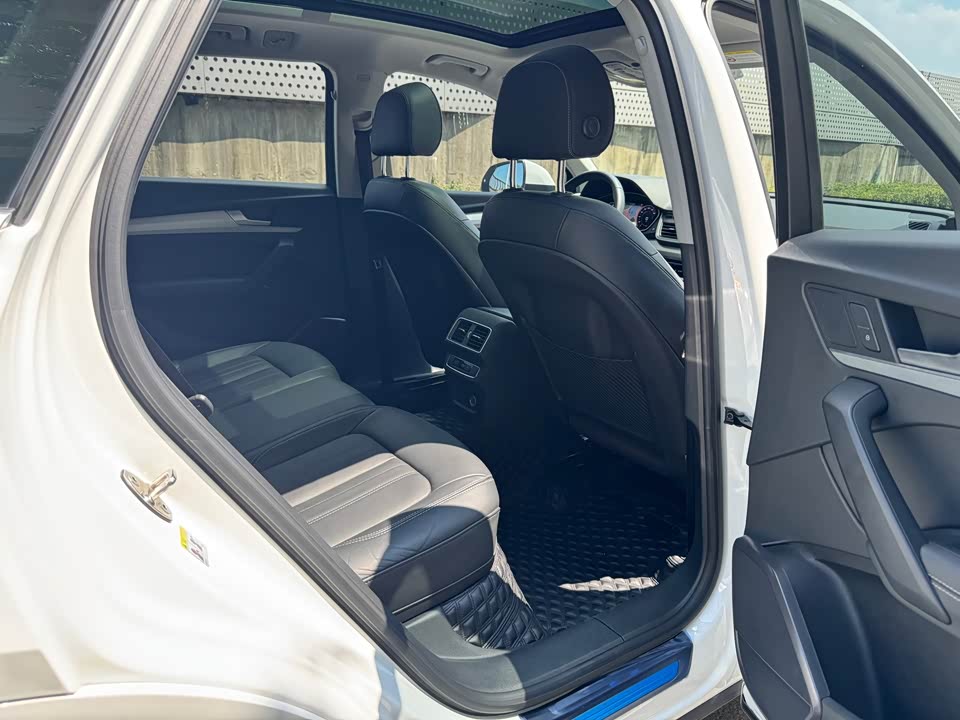 Audi Q5L Audi Q5L