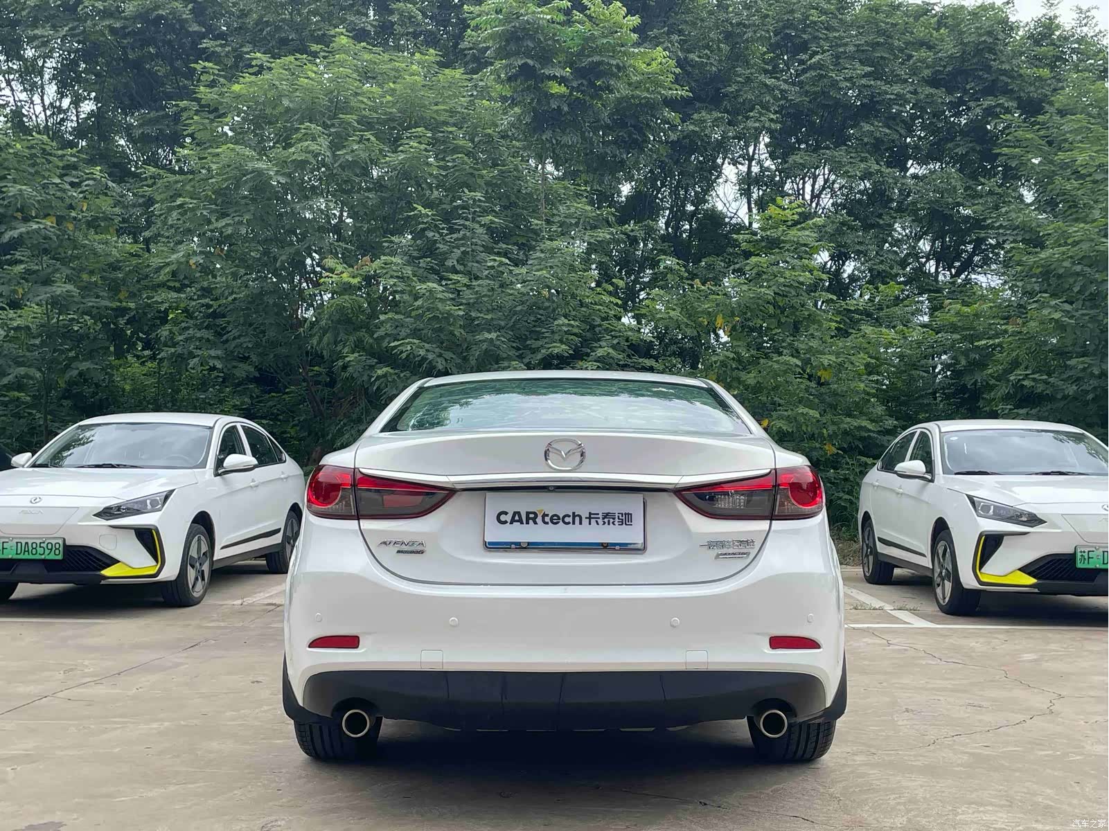 Mazda Atenza, 2015 4