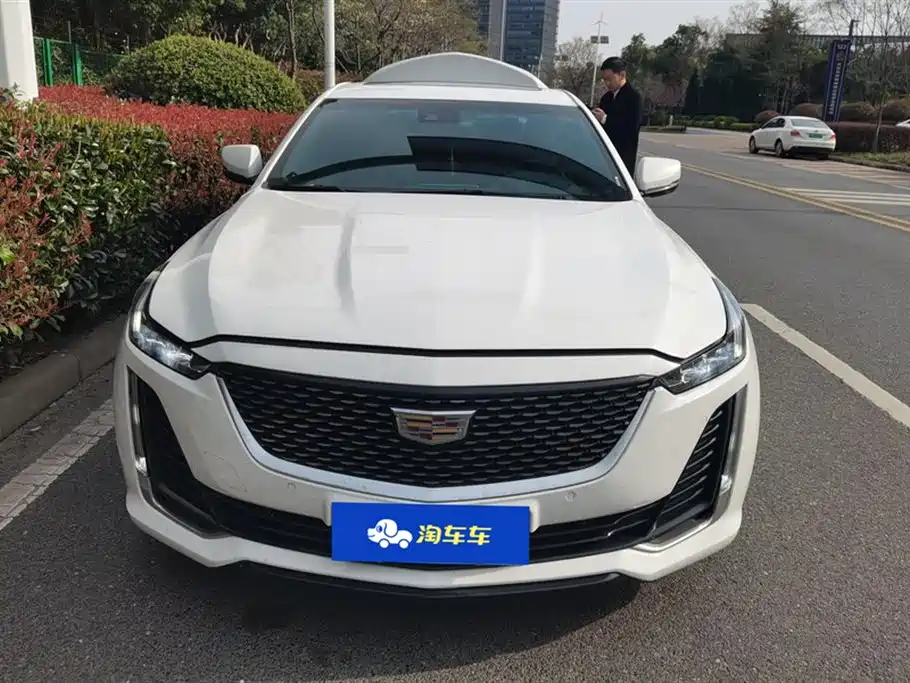 Cadillac CT5