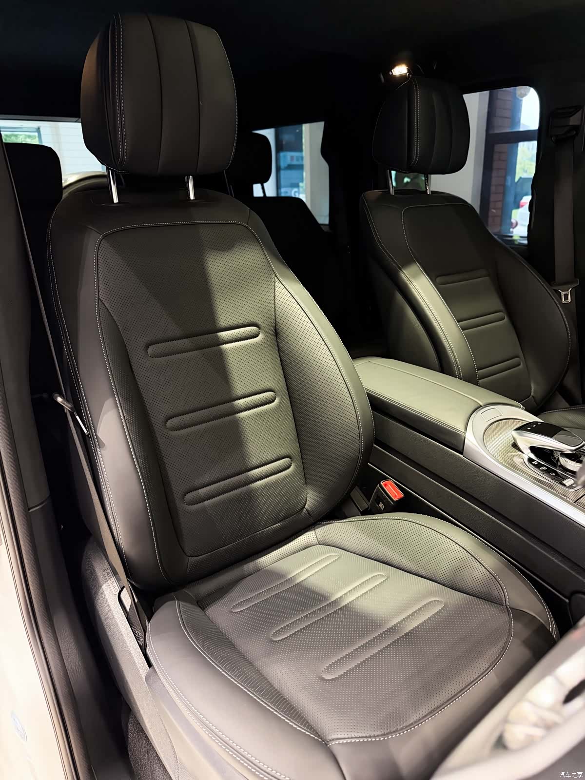 Mercedes-Benz G-Class, 2024 19