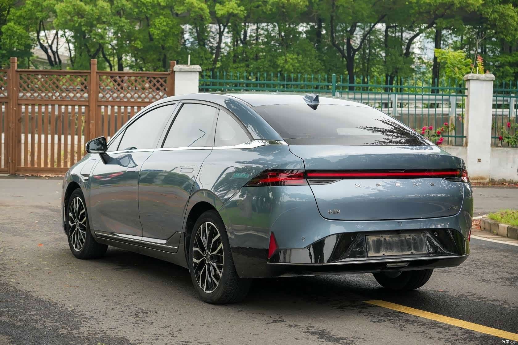 Xpeng P5, 2023 4