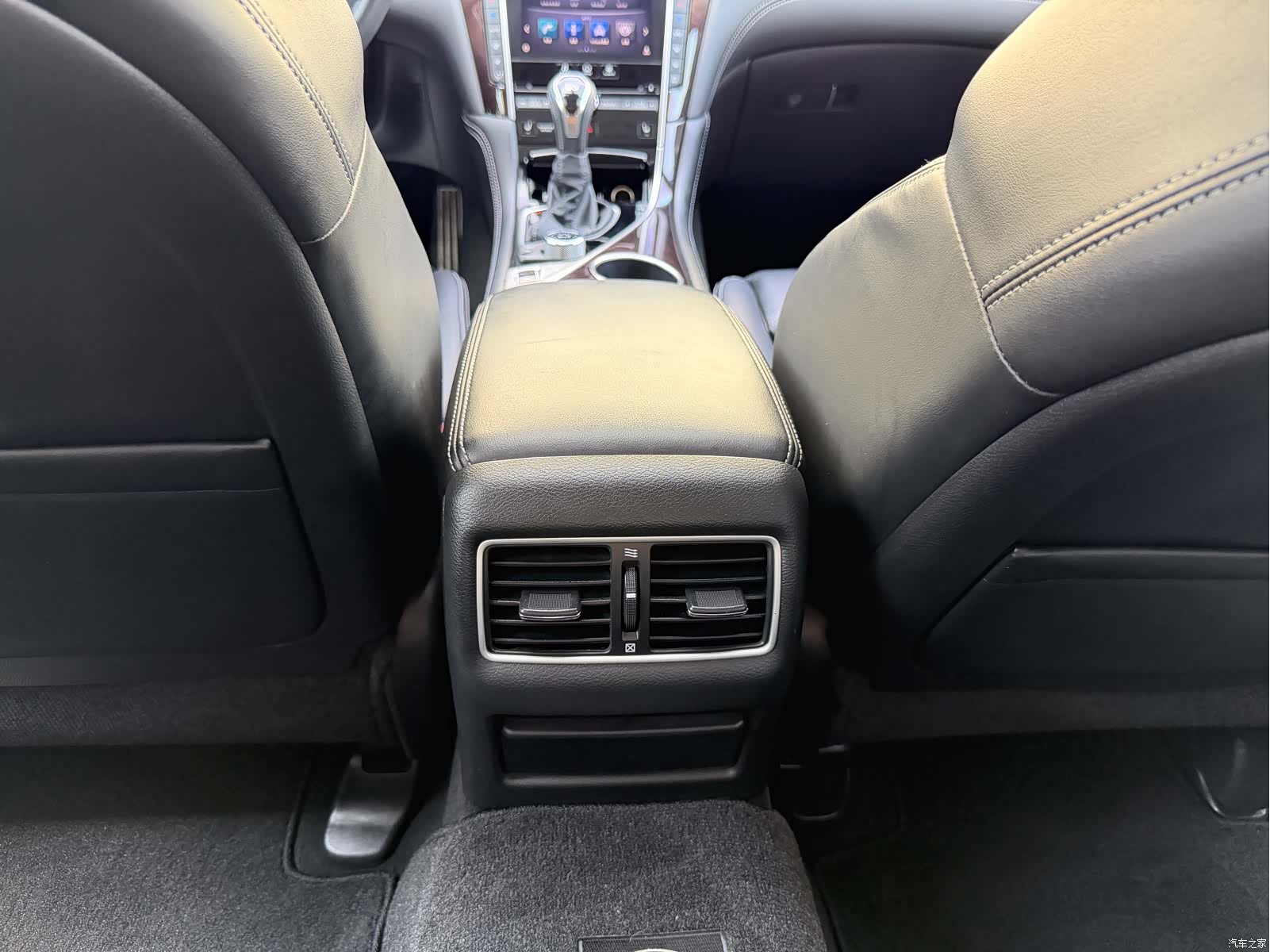 Infiniti Q50L, 2018 16