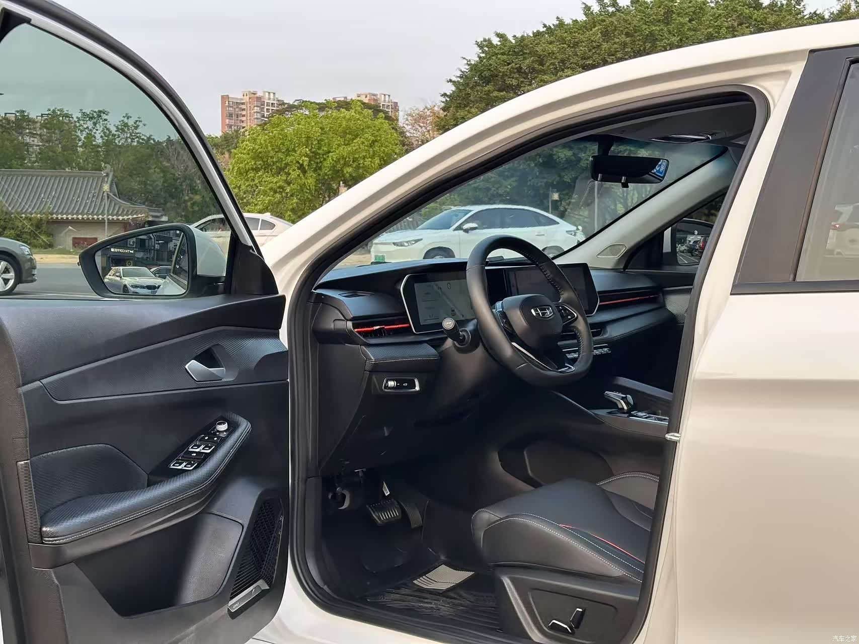 Geely Binray, 2025 4