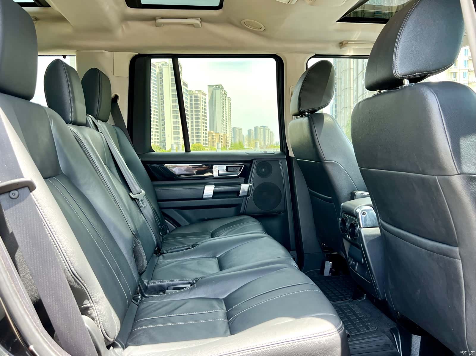Land Rover Discovery, 2012 8