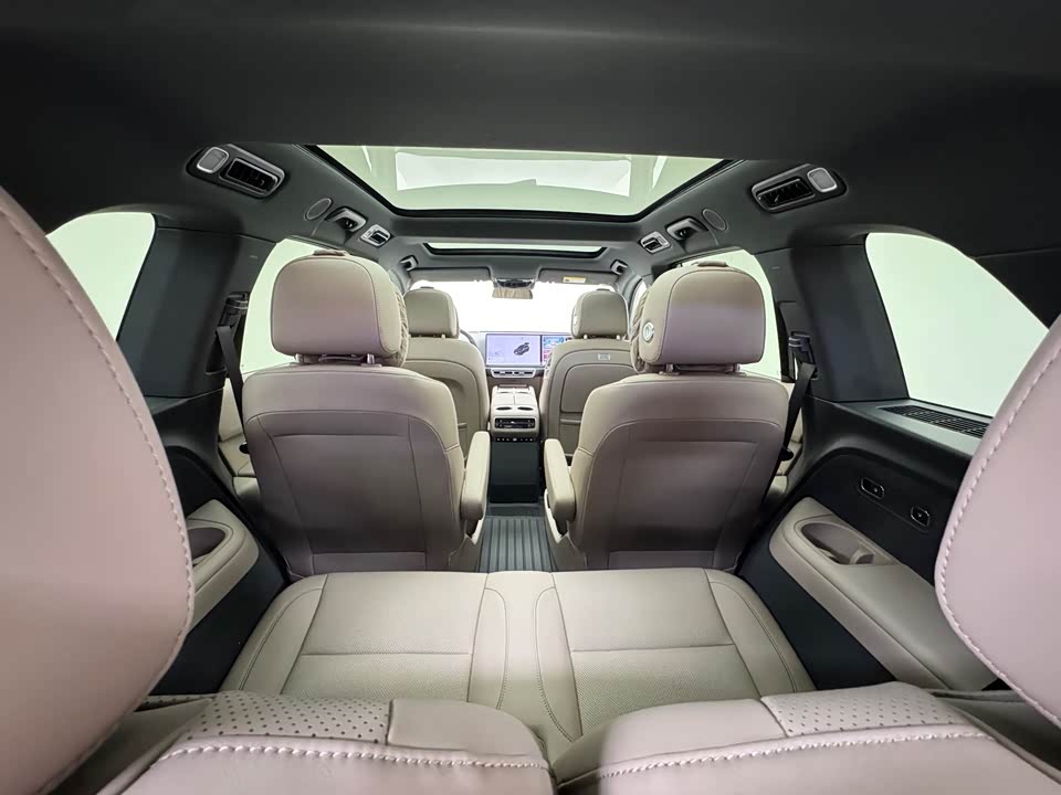 Li Auto Ideal L8
