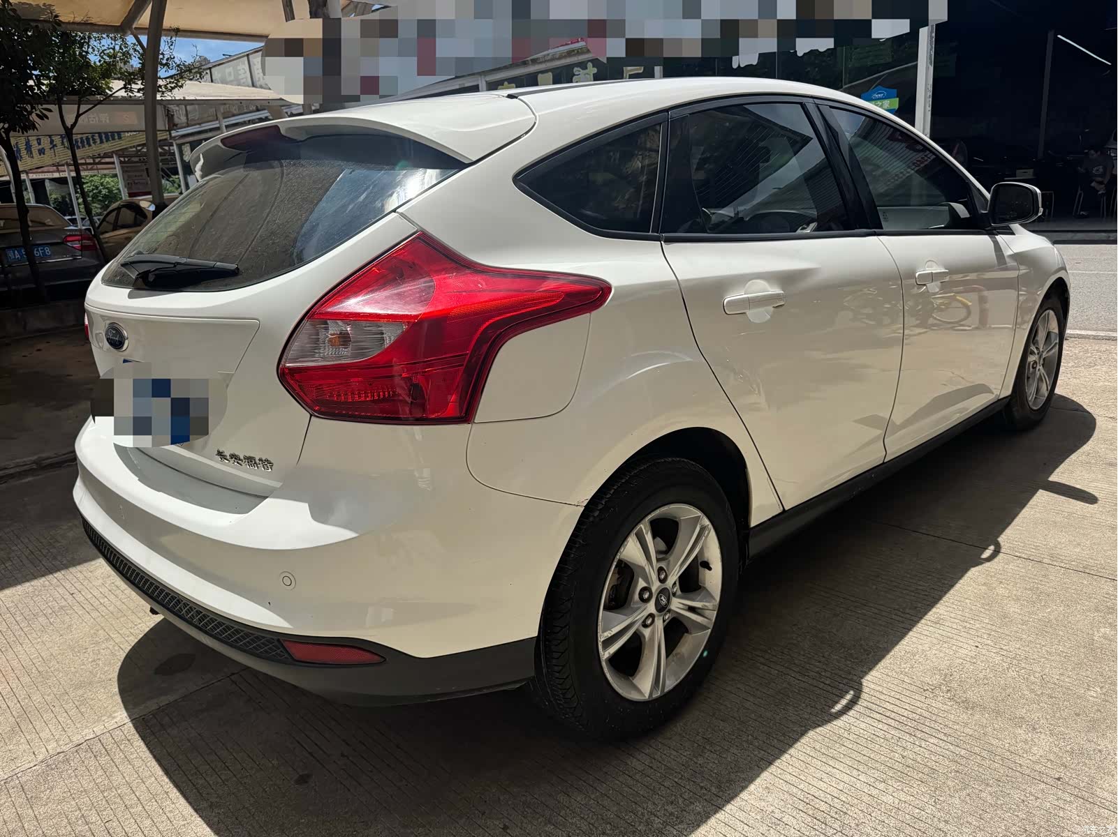 Ford Focus, 2014 10