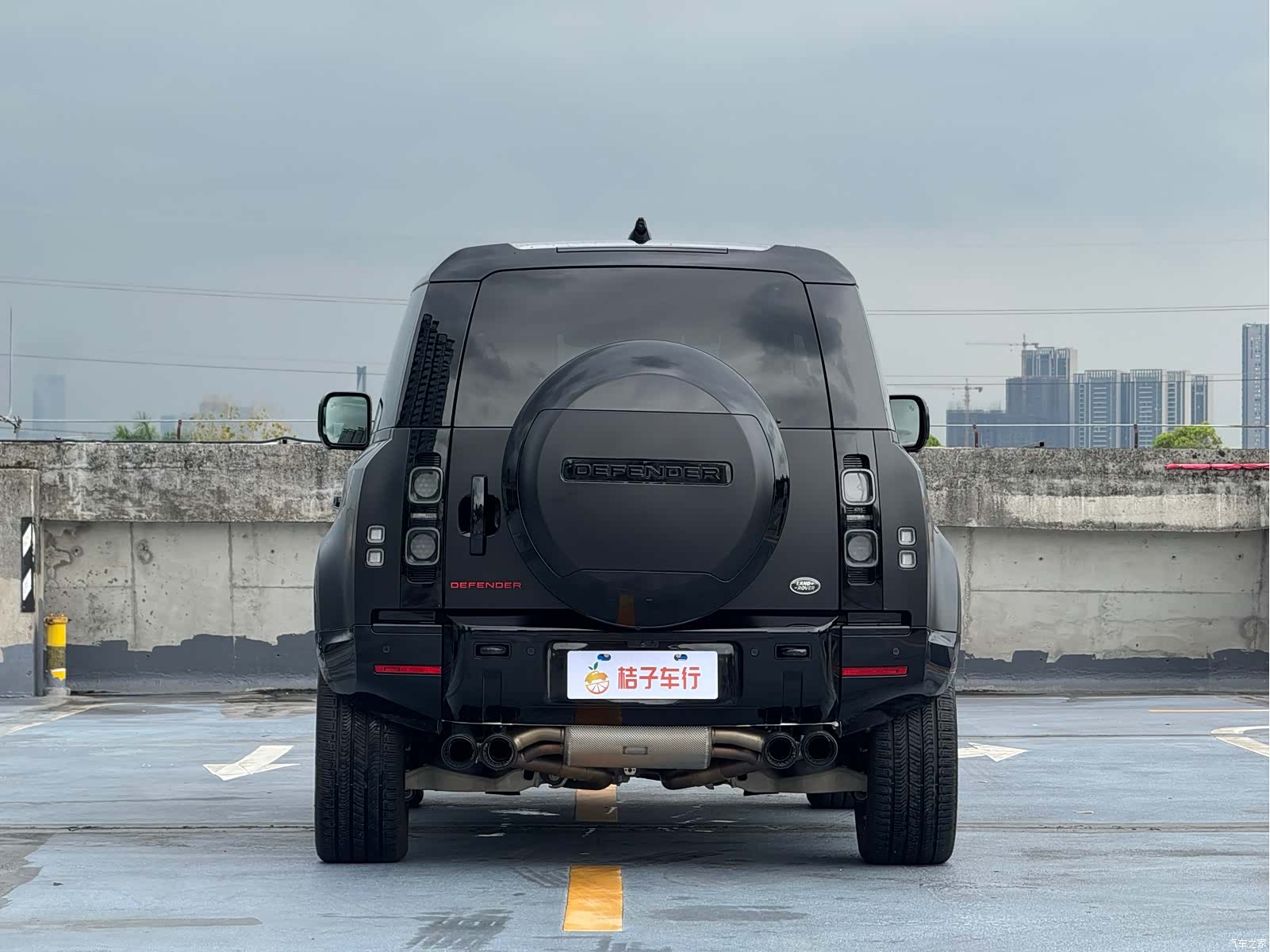 Land Rover Defender, 2024 все фото