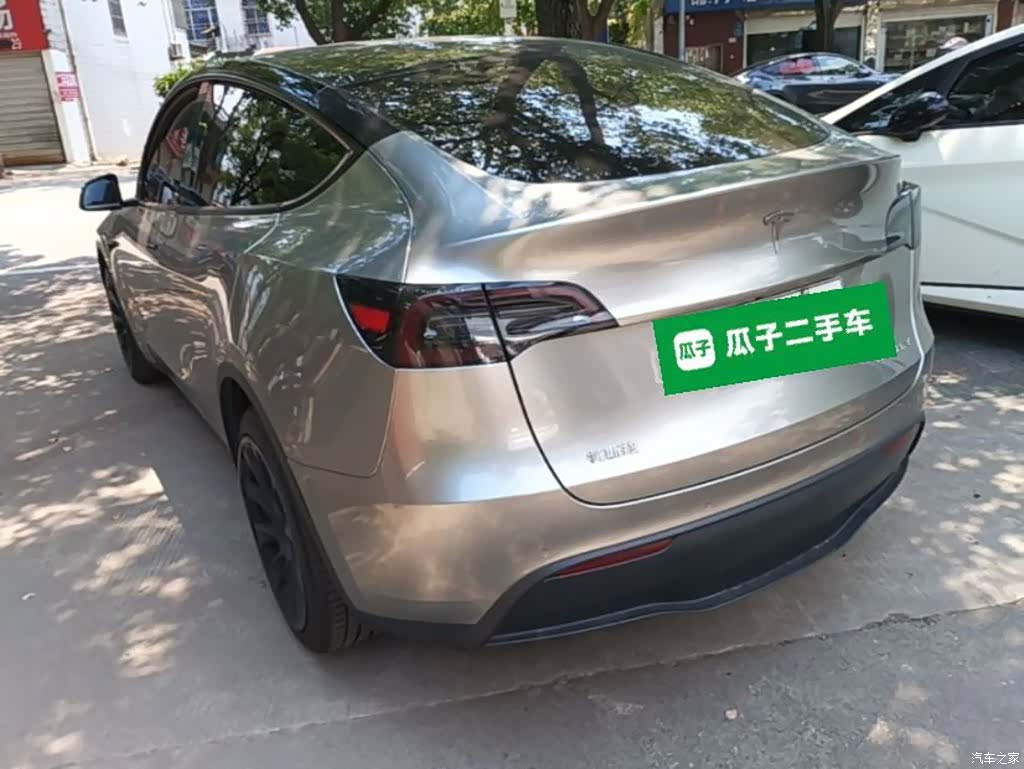 Tesla Model Y, 2023 все фото