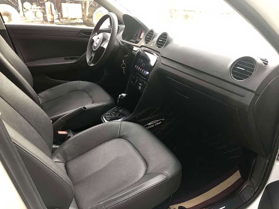 Volkswagen Jetta 2015, фото 5