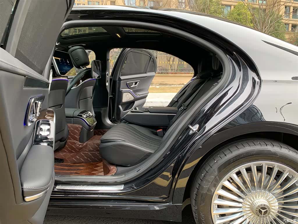 Mercedes-Benz S-Class, 2021 18