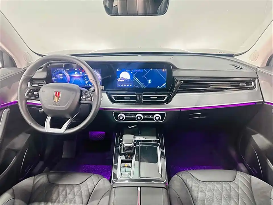 Hongqi HS5