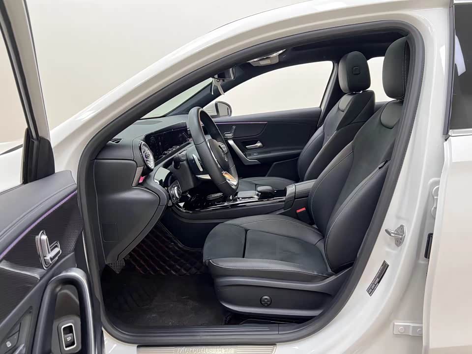 Hongqi Kunming Car