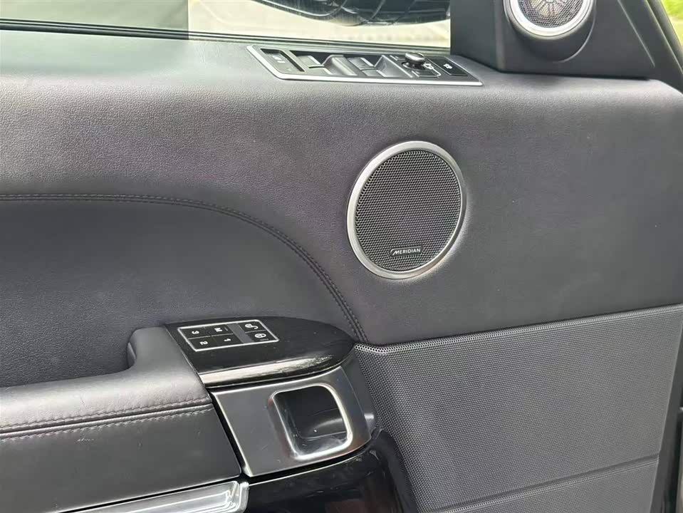 Land Rover Range Rover Land Rover Range Rover