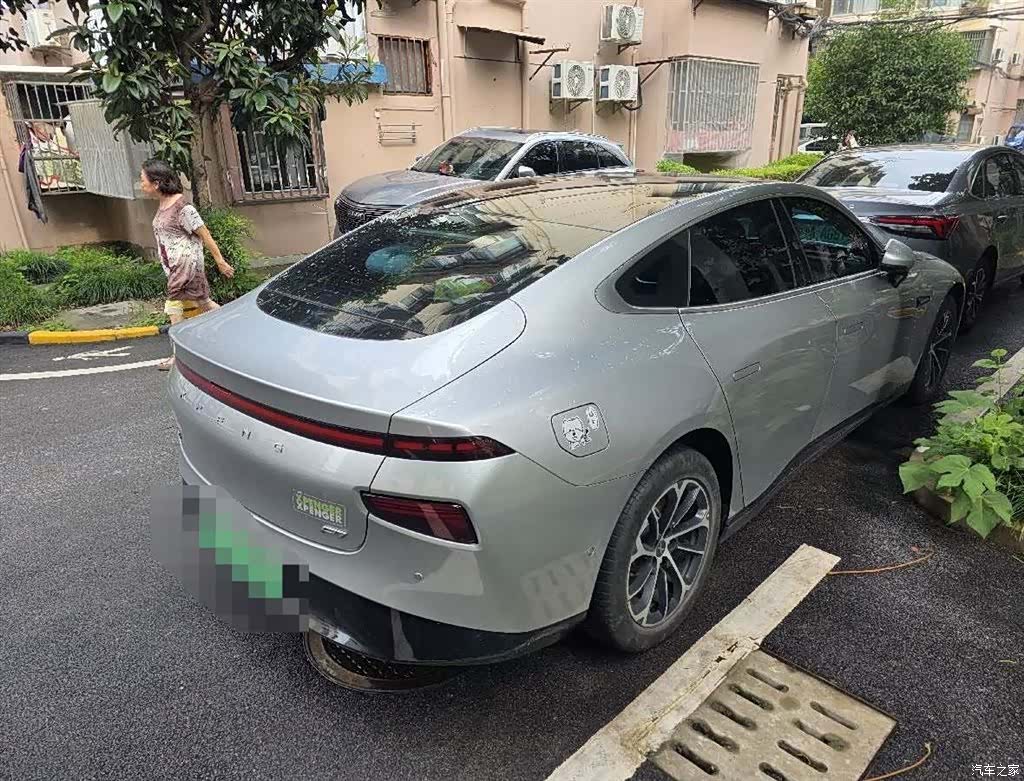 Xpeng P7, 2022 3