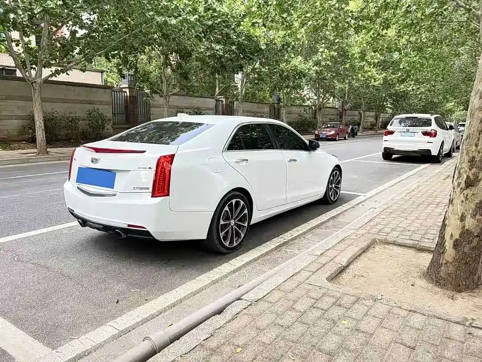 Cadillac ATS-L