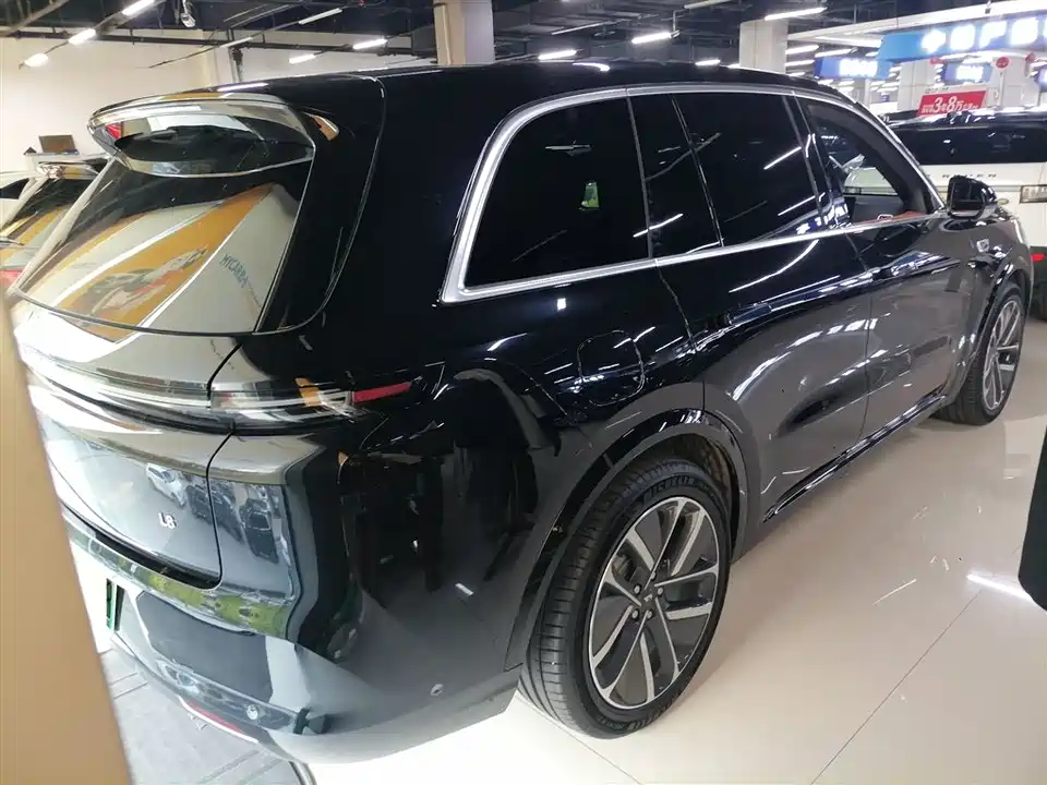 Li Auto Ideal L8