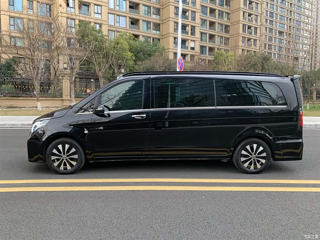 Mercedes-Benz 7, 2025 7