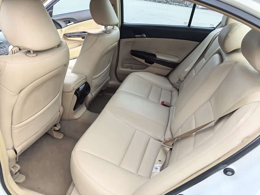 Honda Accord 2008, фото 13