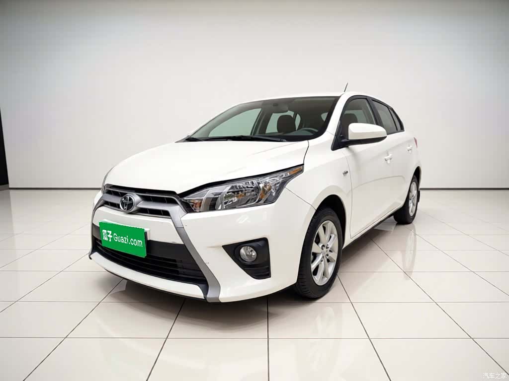 Toyota YARiS L, 2015 1