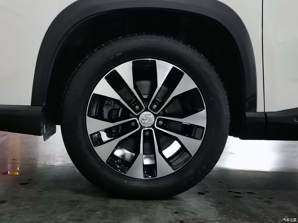 Wuling 530, 2021 17