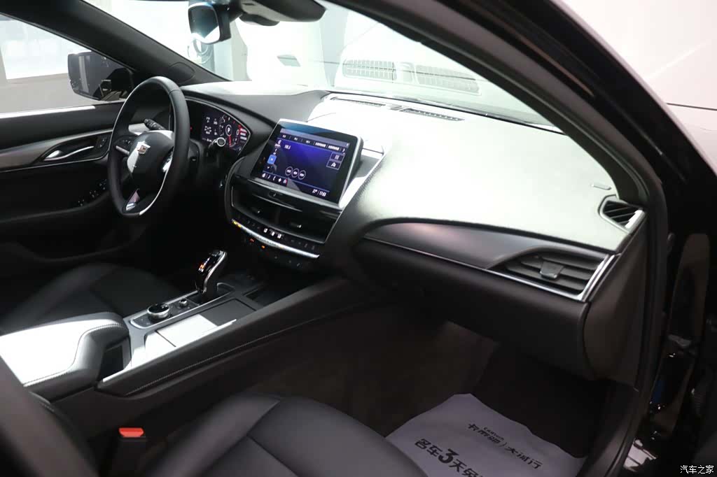 Cadillac CT5, 2024 22