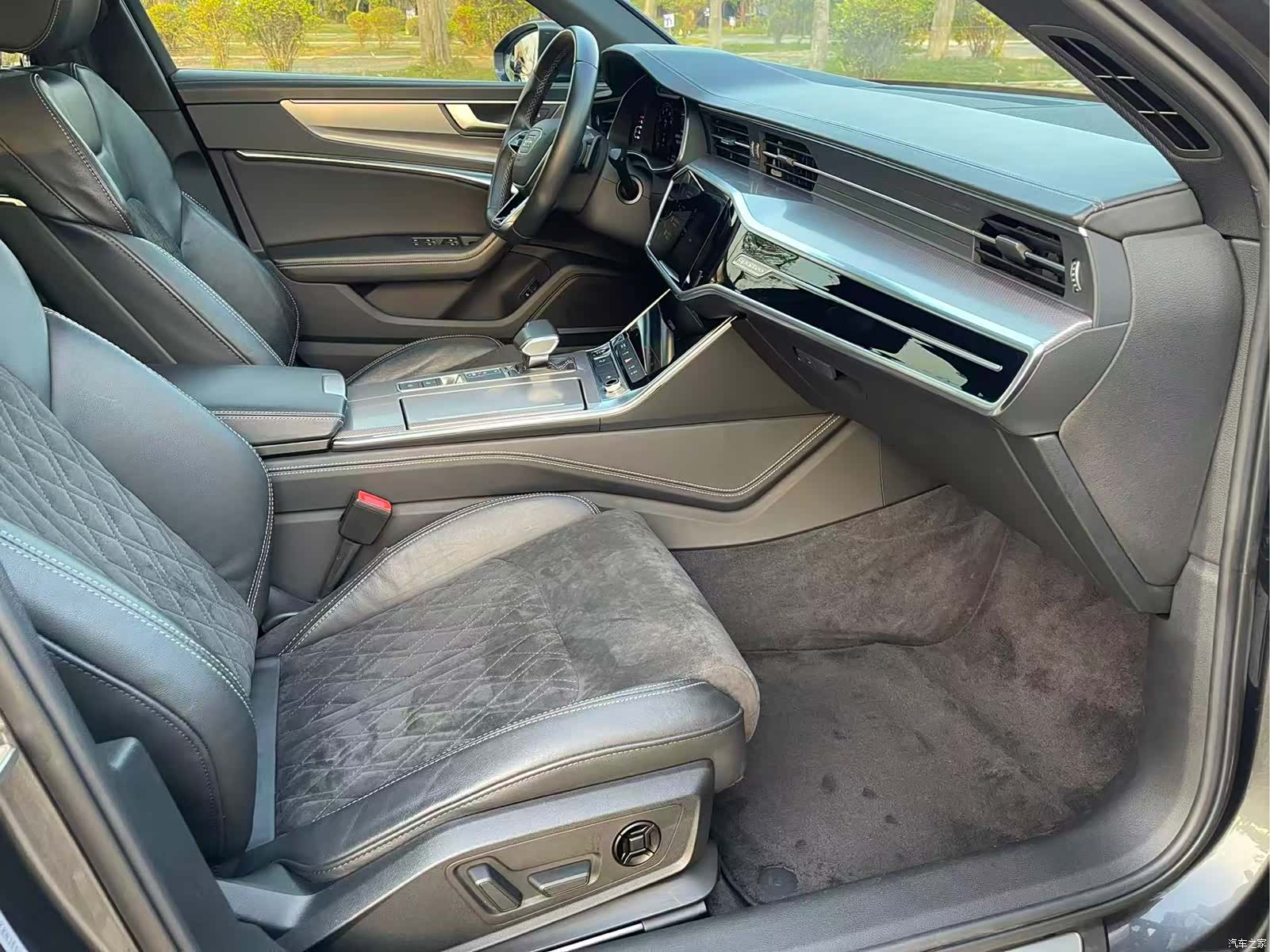 Audi A6L, 2022 8