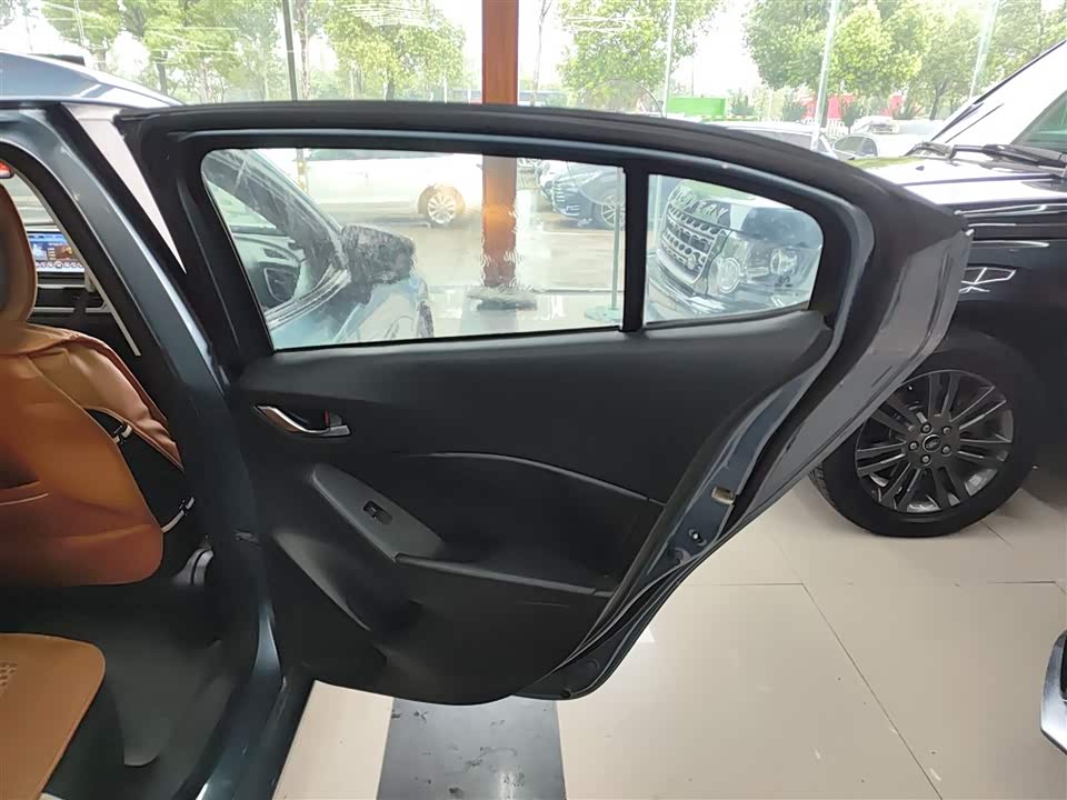 Mazda 3 Angkesaila Mazda 3 Angkesaila