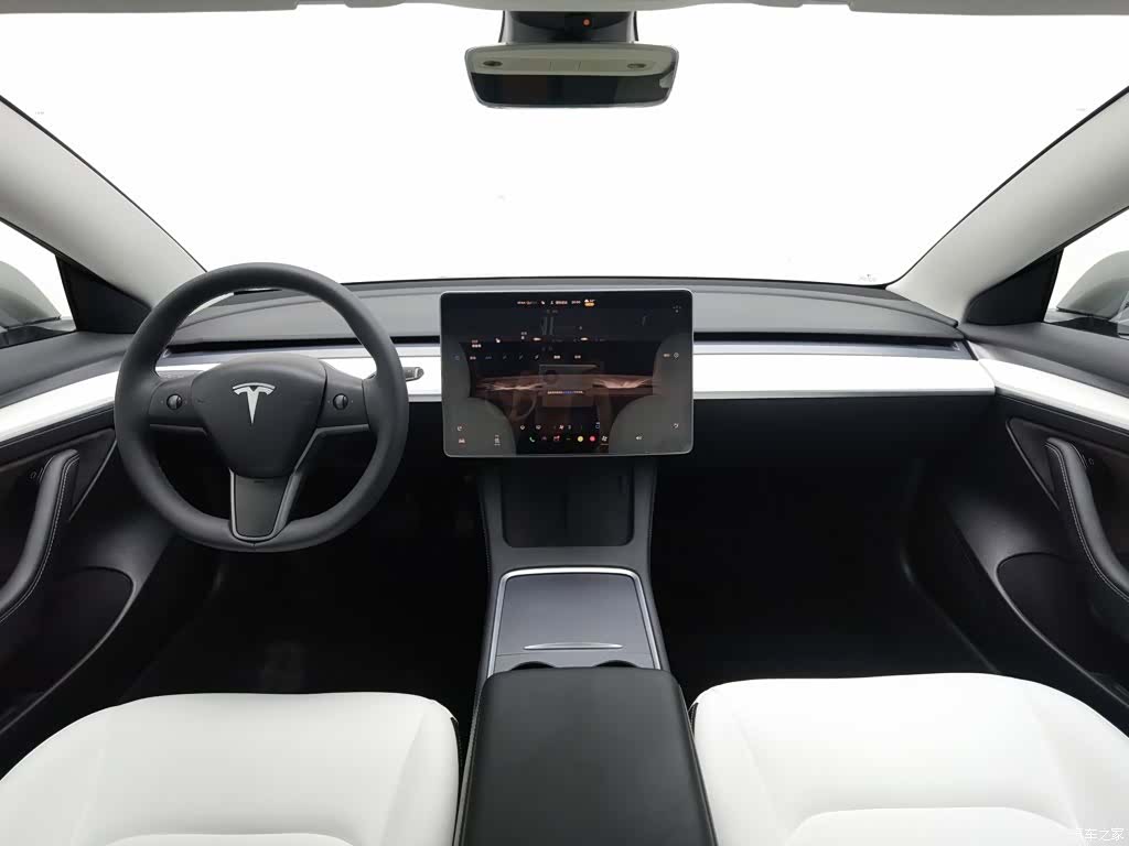 Tesla Model 3, 2021 все фото