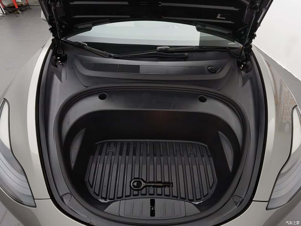 Tesla Model 3, 2021 6