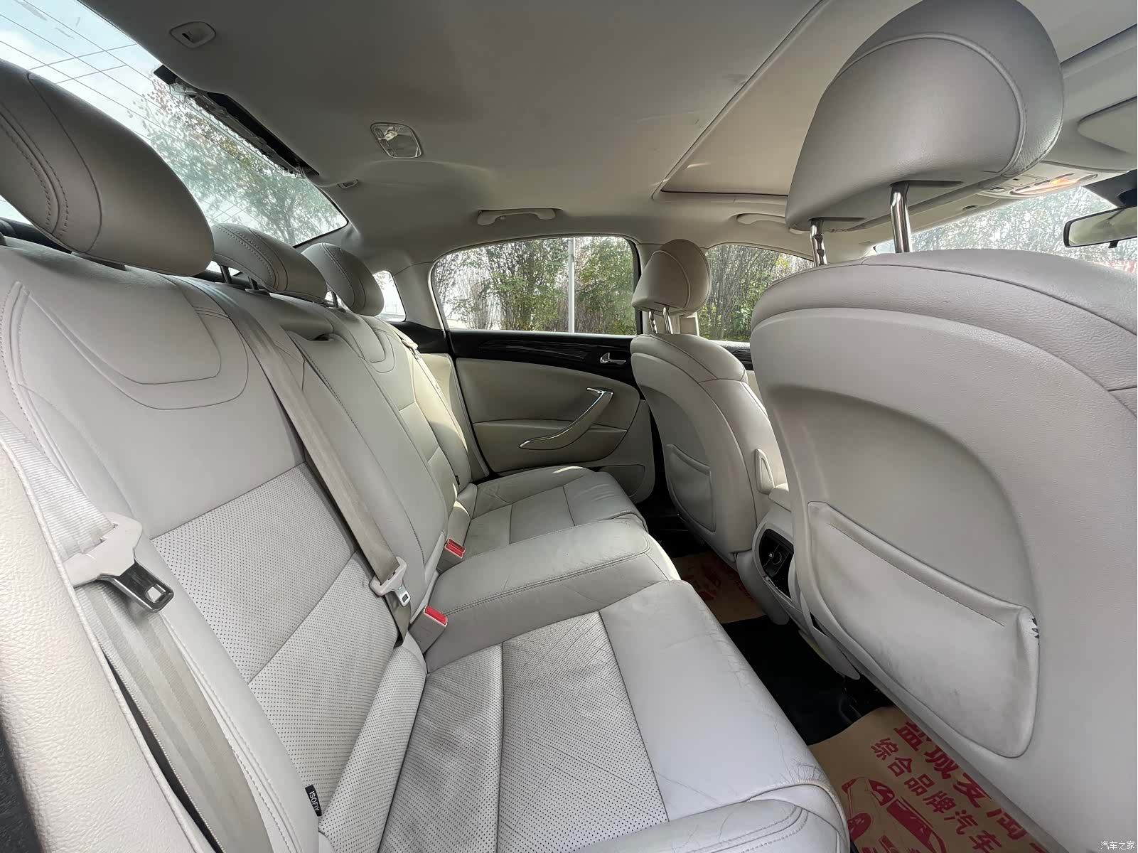 Citroen C5, 2011 11