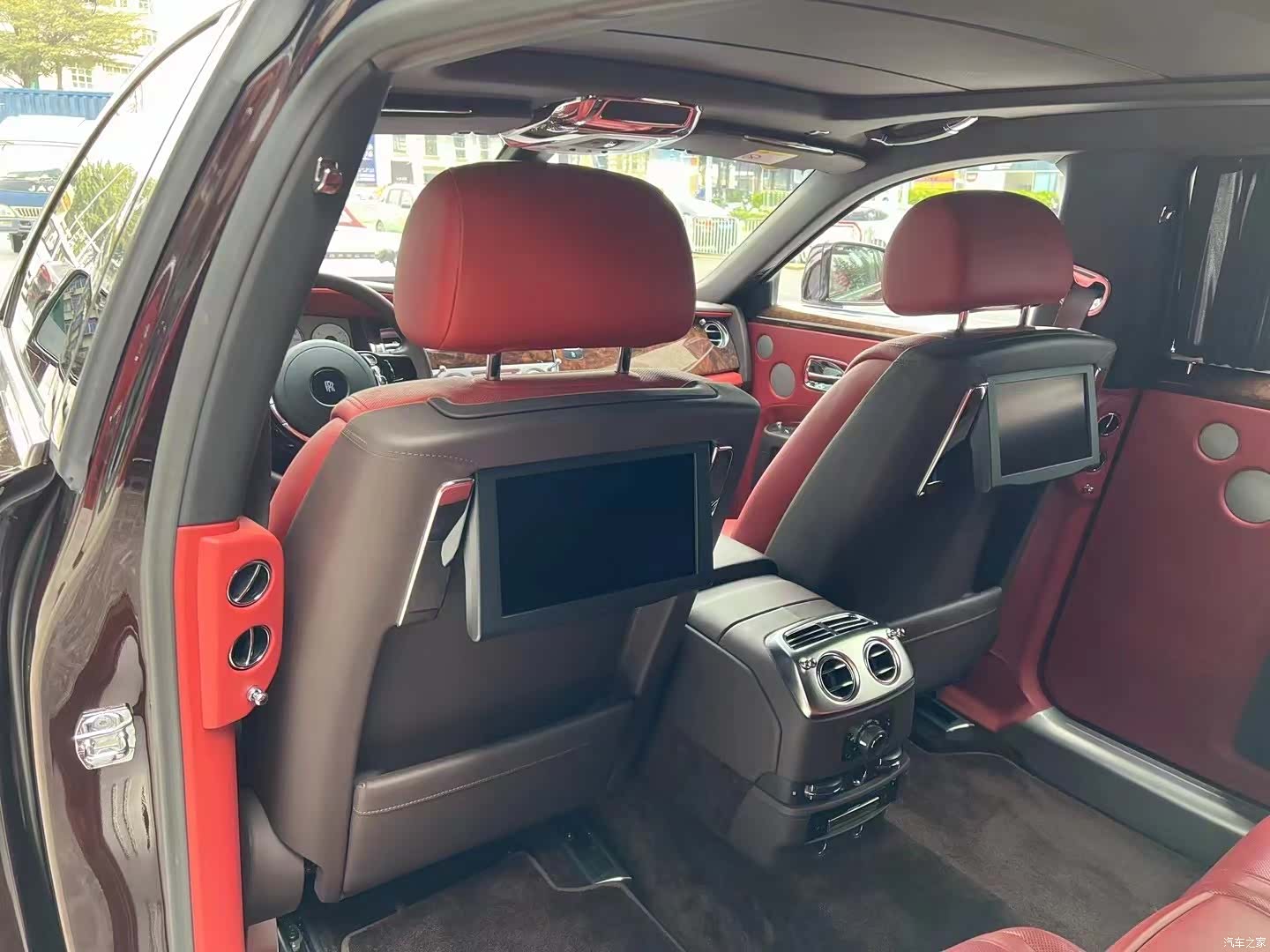 Rolls-Royce Ghost, 2019 6