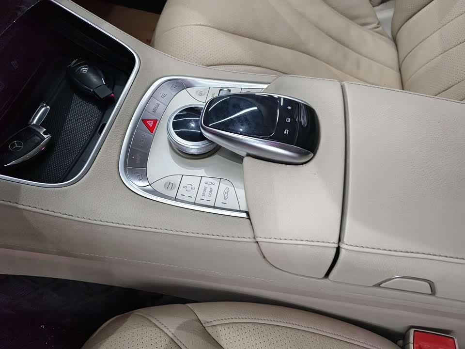 Mercedes-Benz Maybach S-class