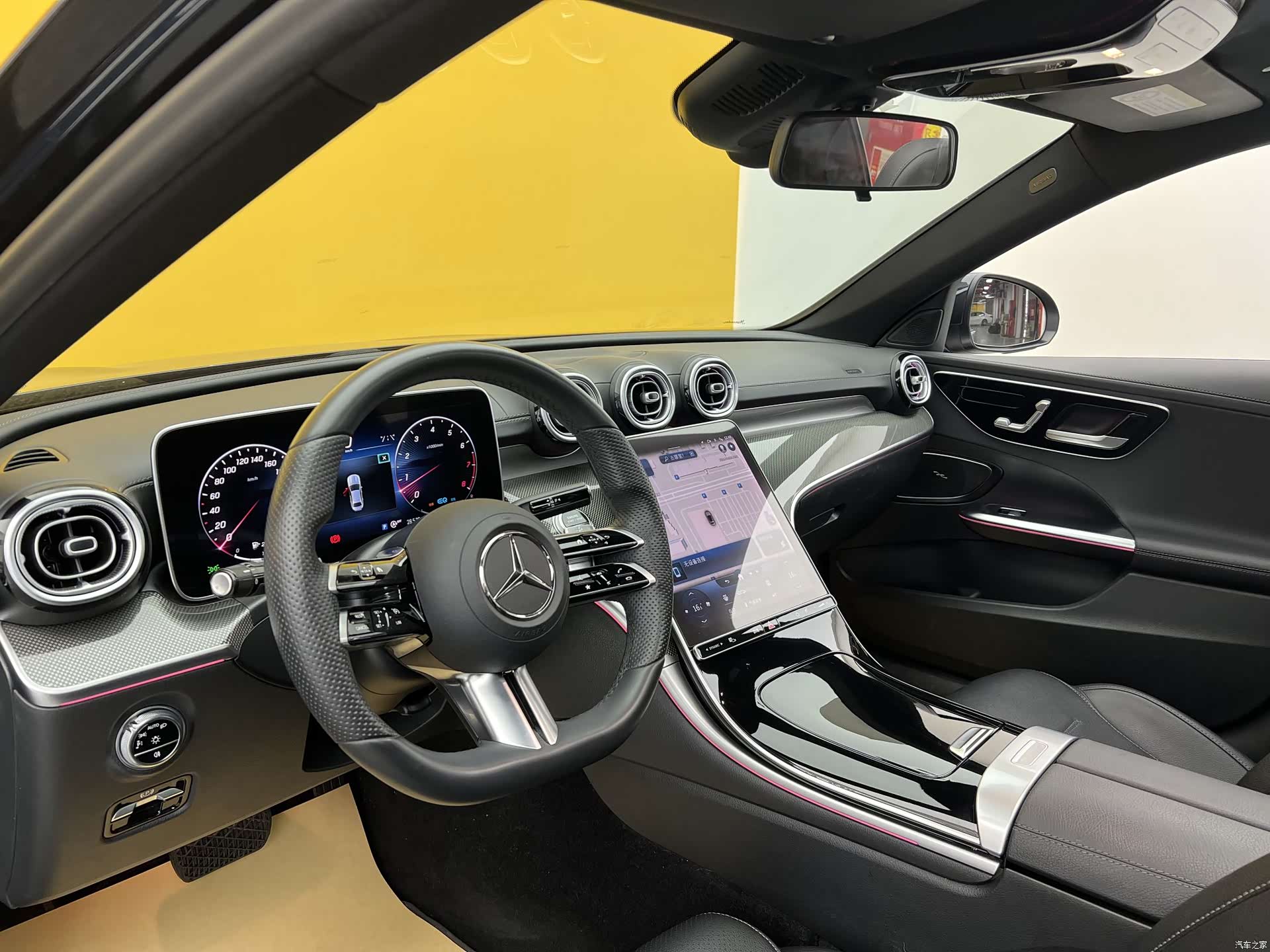 Mercedes-Benz C-Class, 2022 4
