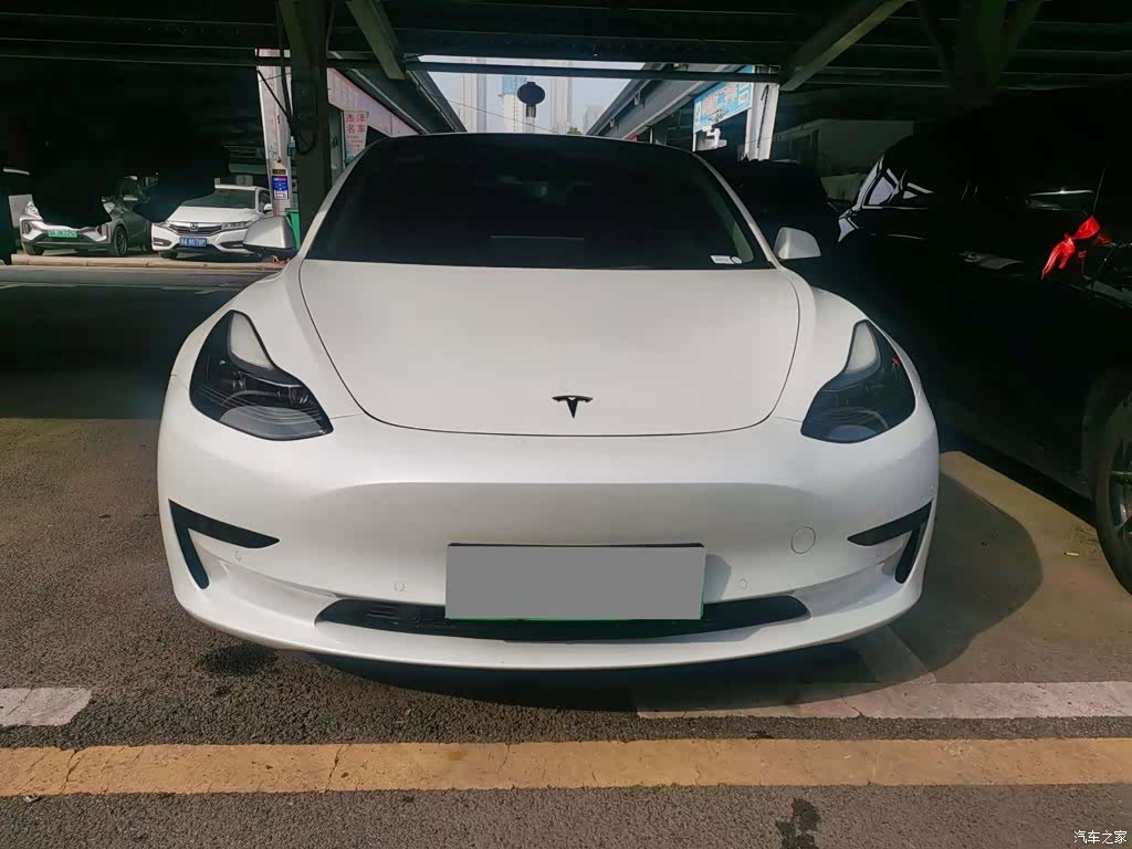 Tesla Model 3, 2023 2