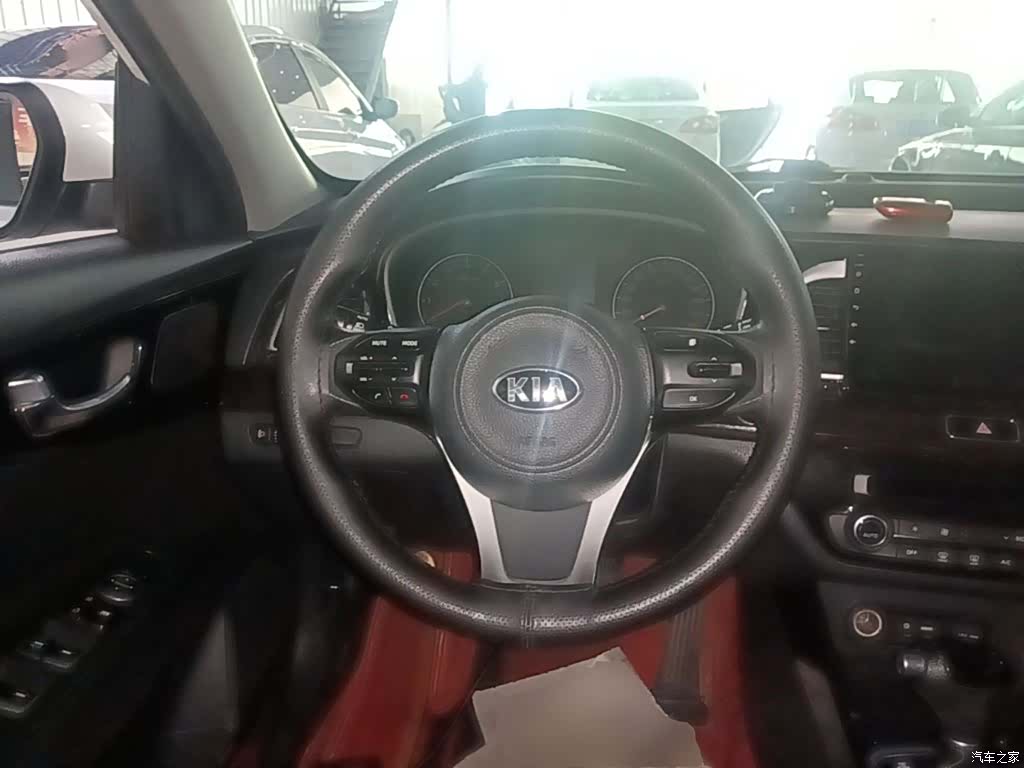 Kia K4, 2016 11
