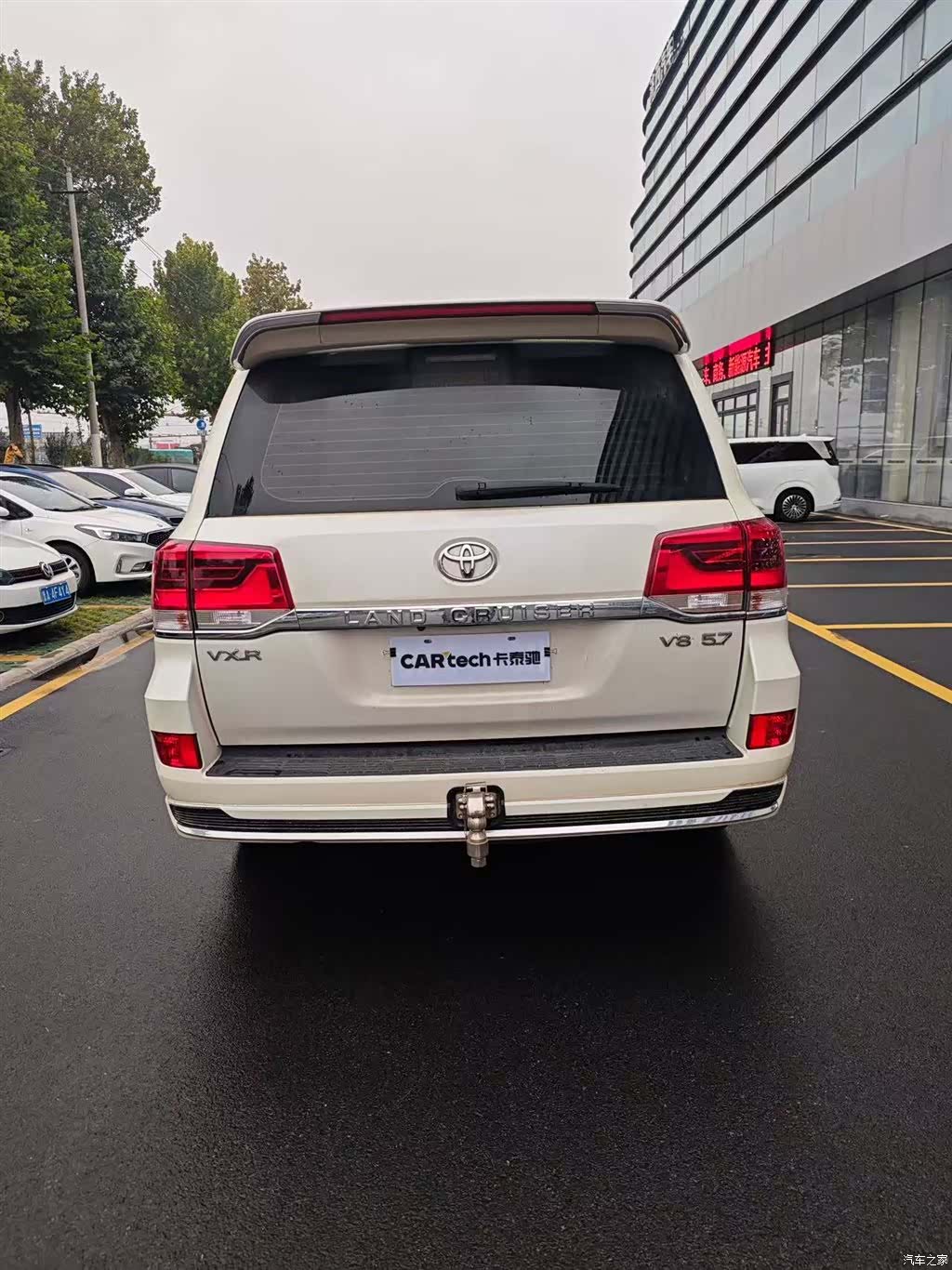 Toyota Land Cruiser, 2019 4