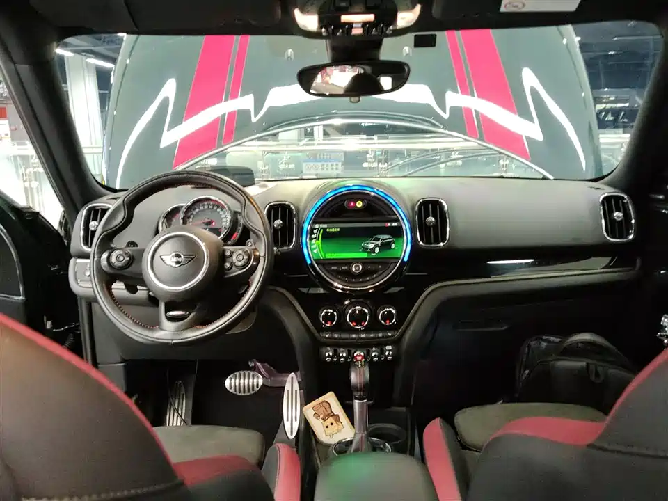 MINI JCW COUNTRYMAN