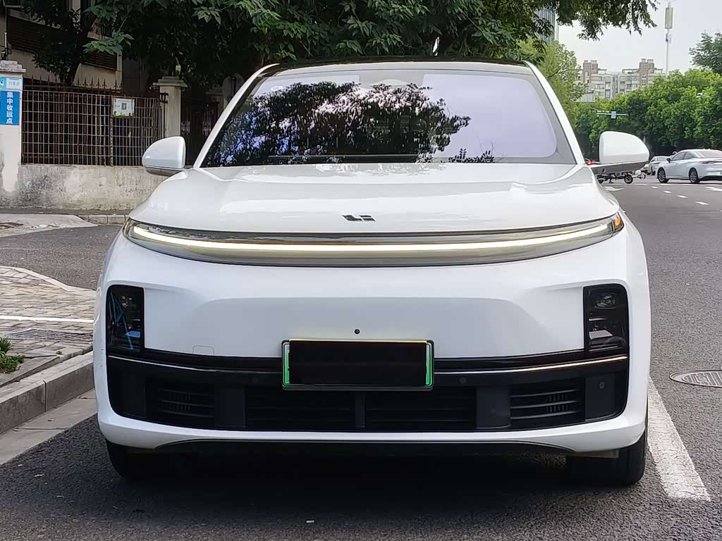 Li Auto L7