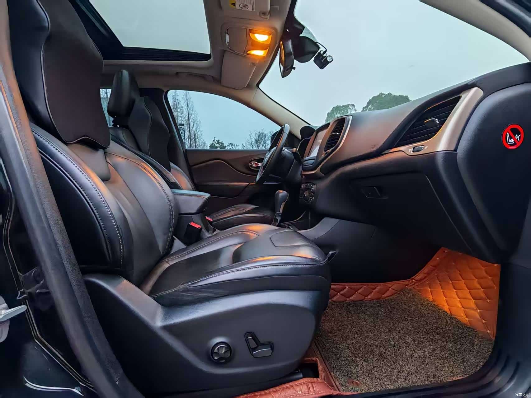 Jeep Cherokee, 2016 31